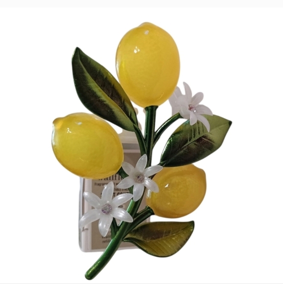 NWT Bath and Body Works Lemons On Branch Nightlight Wallflowers Scent Control - Picture 3 of 3